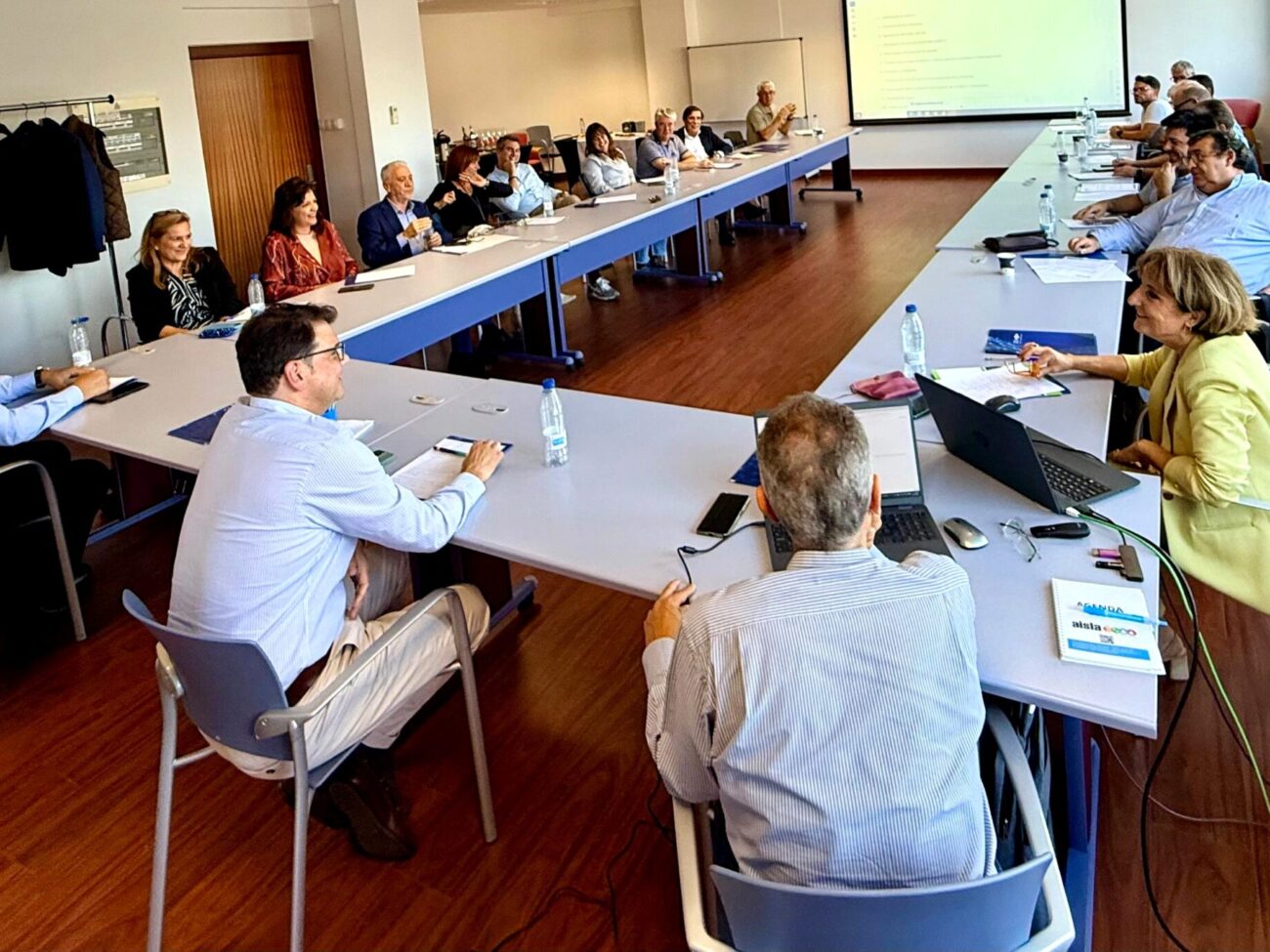 CNI reúne a las asociaciones del sector en Bilbao