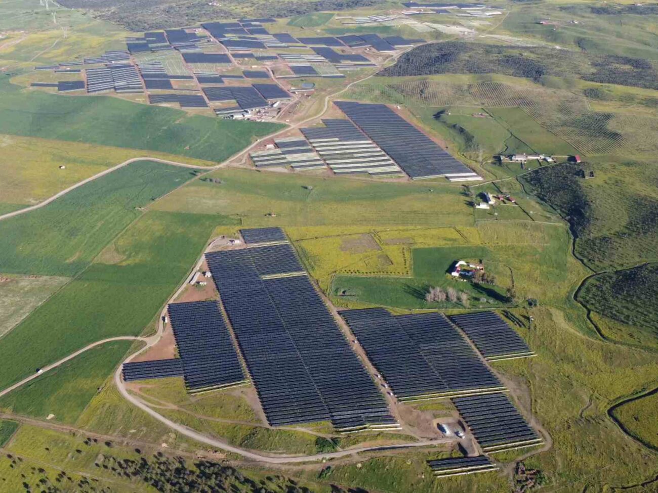 Endesa y Masdar completan su acuerdo por 446 MW Endesa y Masdar completan su acuerdo por 446 MW