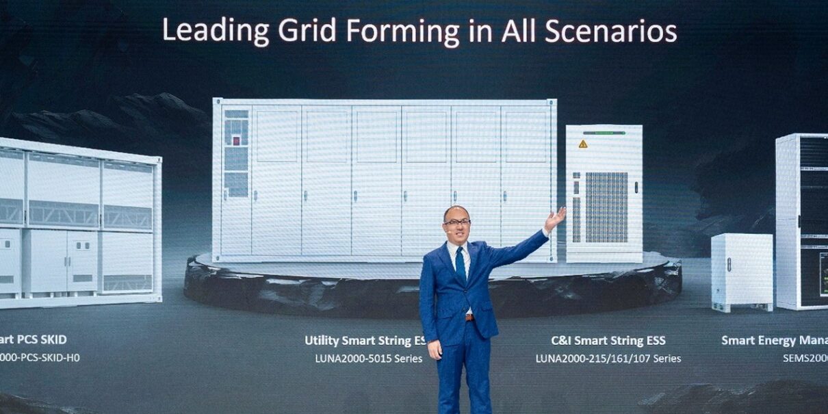 Steven Zhou, presidente del área de productos Smart PV & ESS de Huawei Digital Power(1)